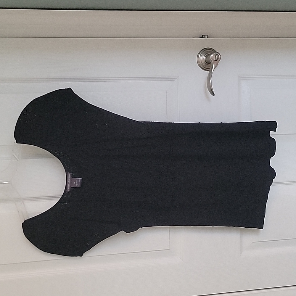 Chelsea & Theodore top